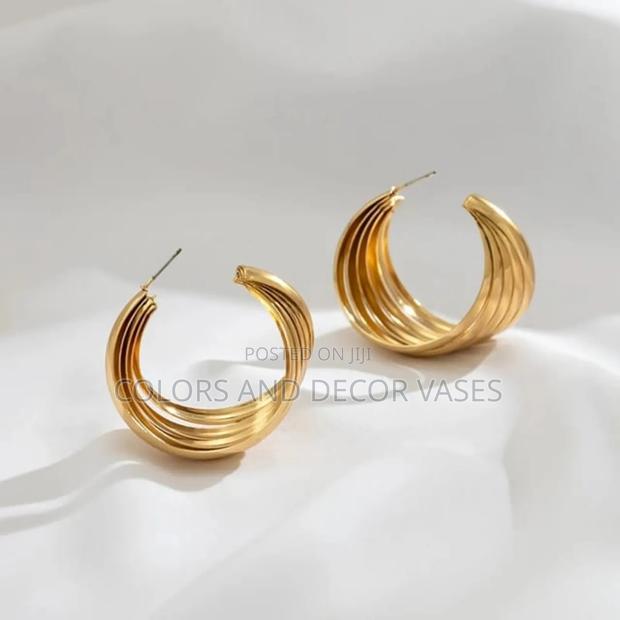 Stay in Style With Our Earings