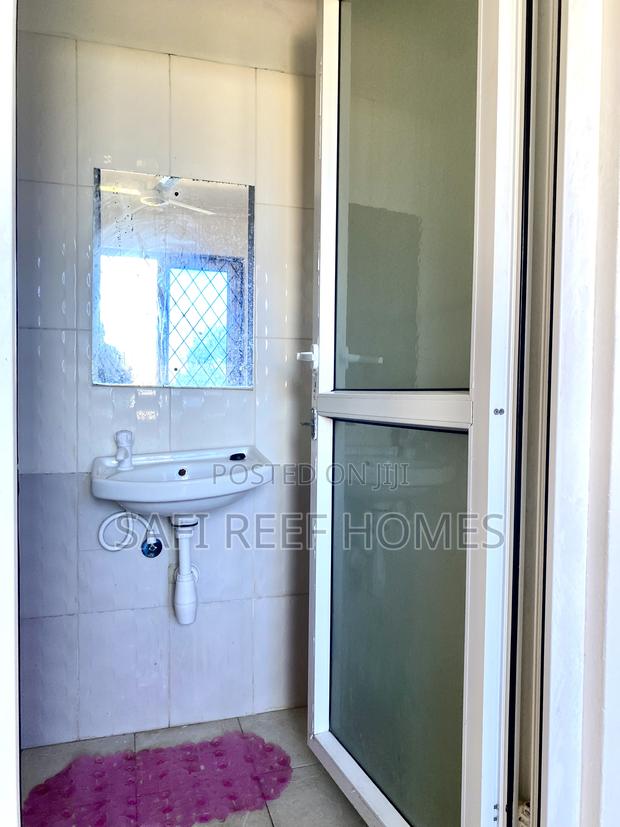 2bdrm Apartment in Bamburi for rent - thumbnail 12