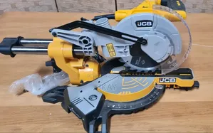 JCB Crosscut and Mitre Saw.