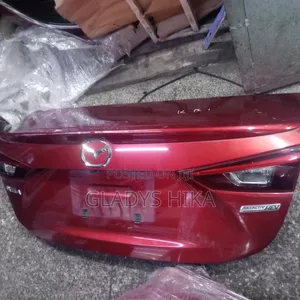 Ex Japan Boot for Mazda Axela on Sale