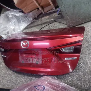 Ex Japan Boot for Mazda Axela on Sale