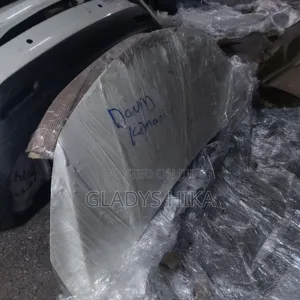 Ex Japan Bonnet for Nissan Note on Sale