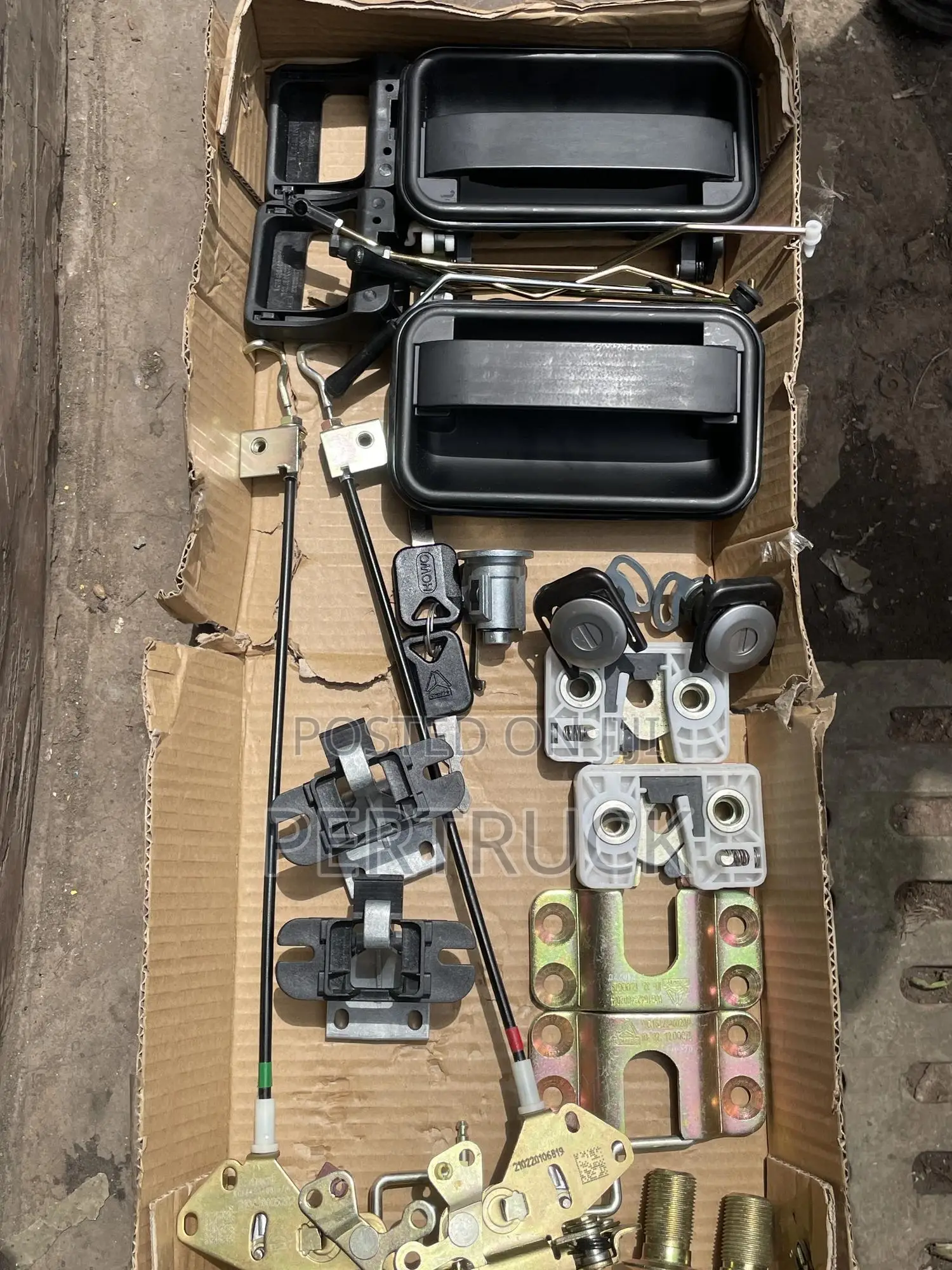WG/Wg Door Lock Kit SITRAK Howo Sino A7