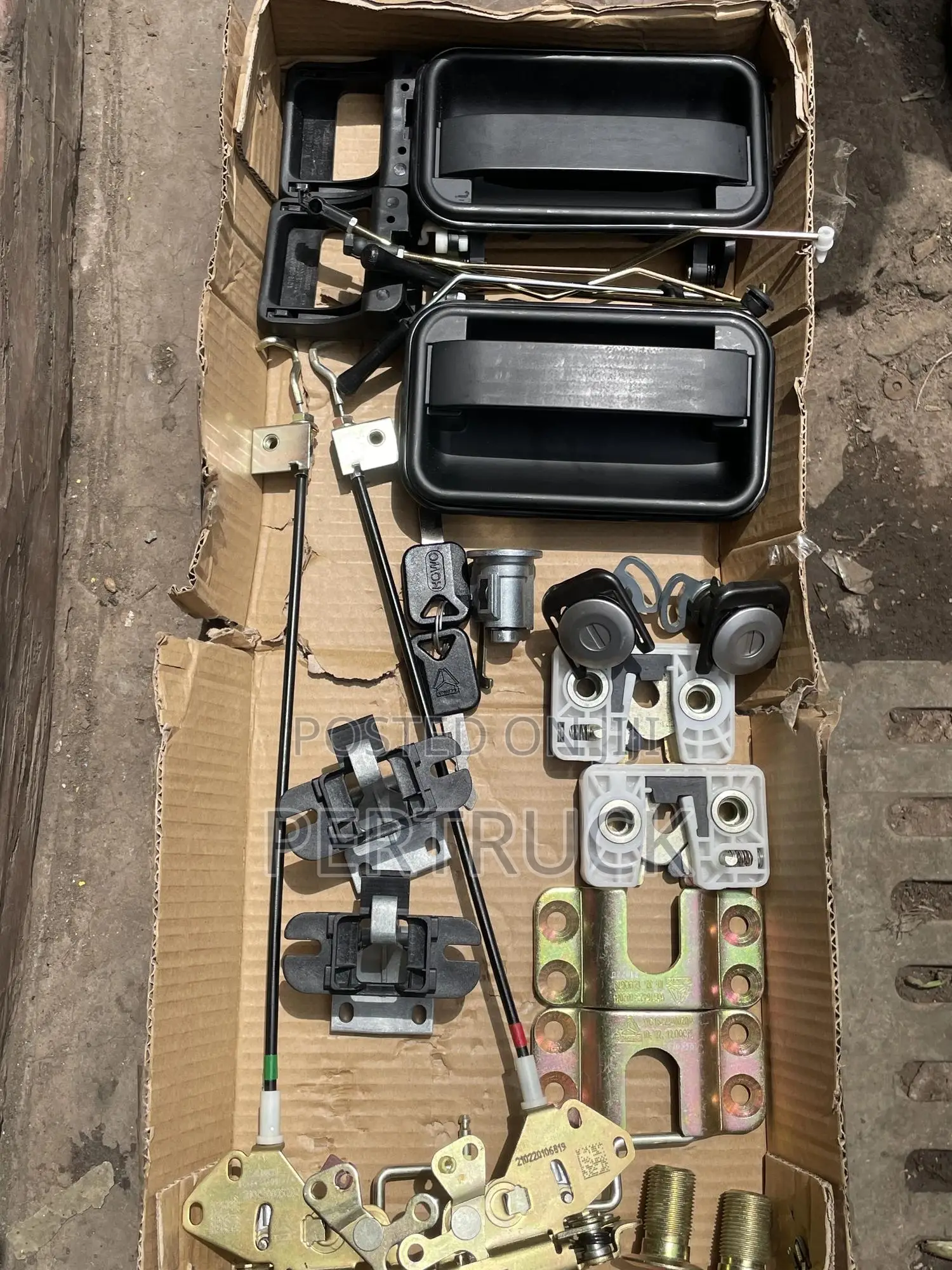 WG/Wg Door Lock Kit SITRAK Howo Sino A7