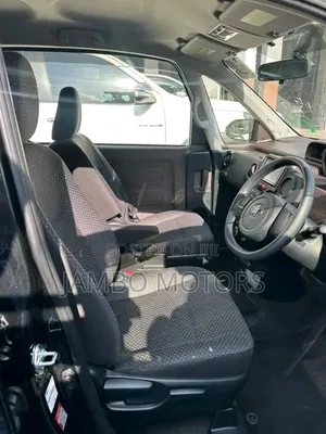 Toyota Spade 1.3 2017 Black