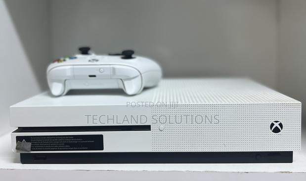 Xbox One S