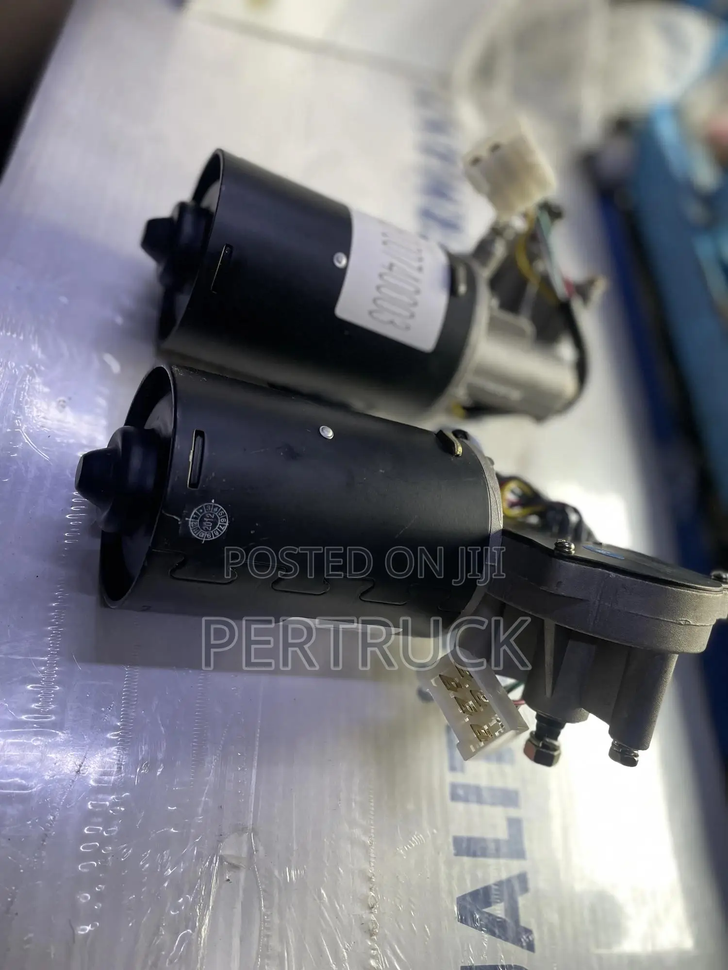 X116100740003 Wiper Motor Shackman F2000,F3000,M3,Weichai,