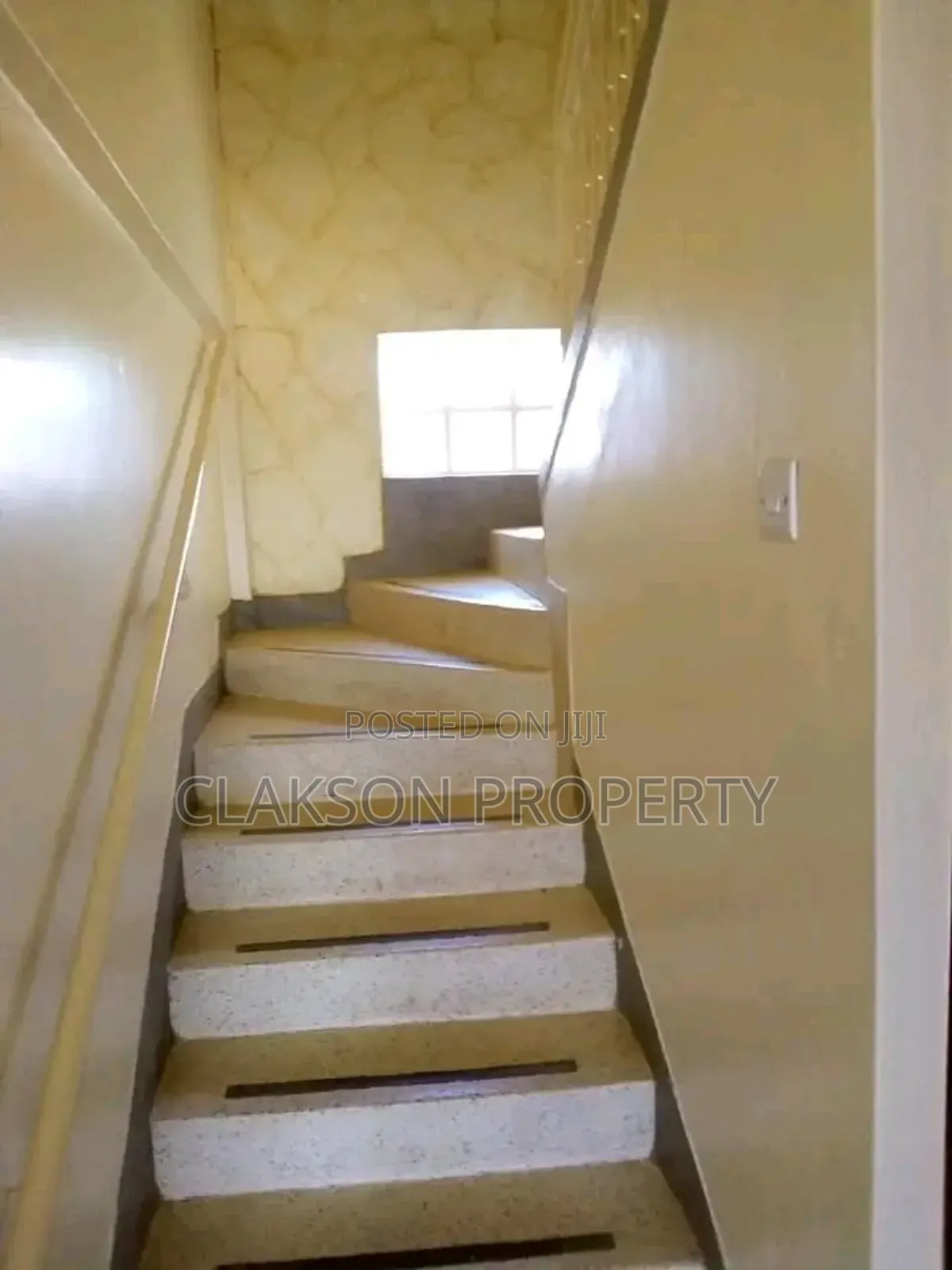 3bdrm Apartment in Resecos, Kilimani for rent
