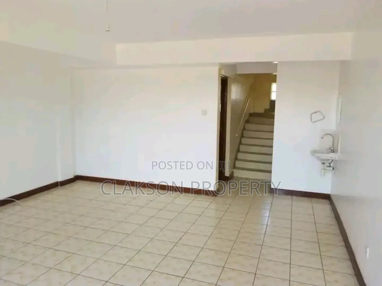 3bdrm Apartment in Resecos, Kilimani for rent