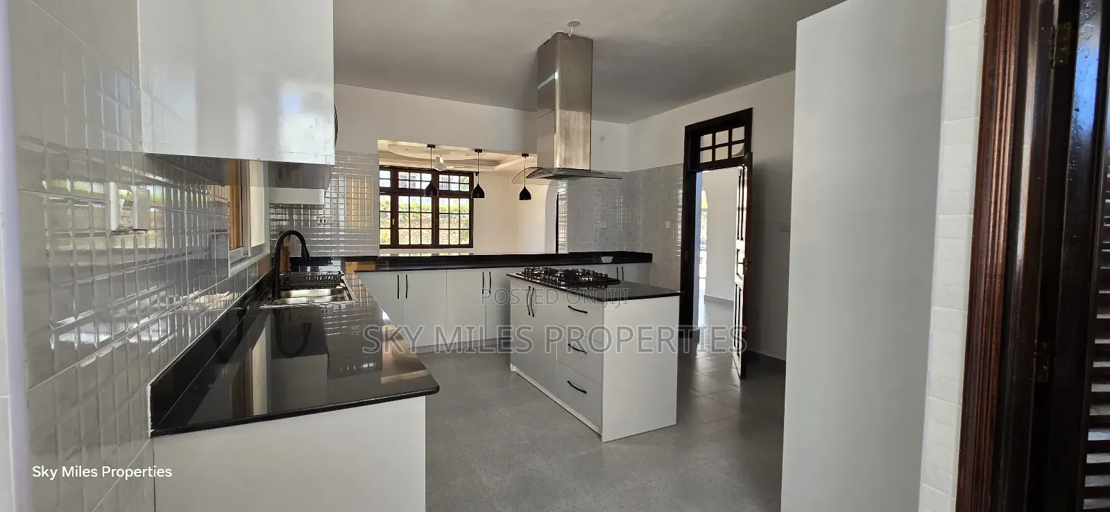 4bdrm Villa in Serena, Shanzu for sale