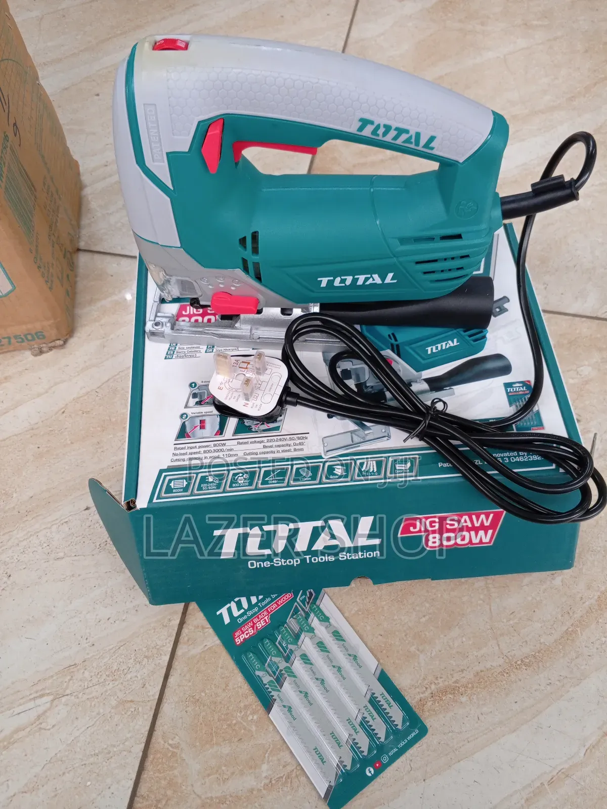 800w Total Jigsaw