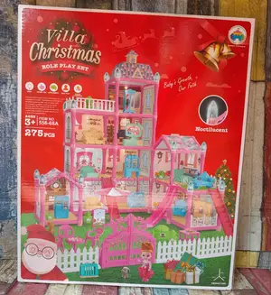  *Villa Doll House*