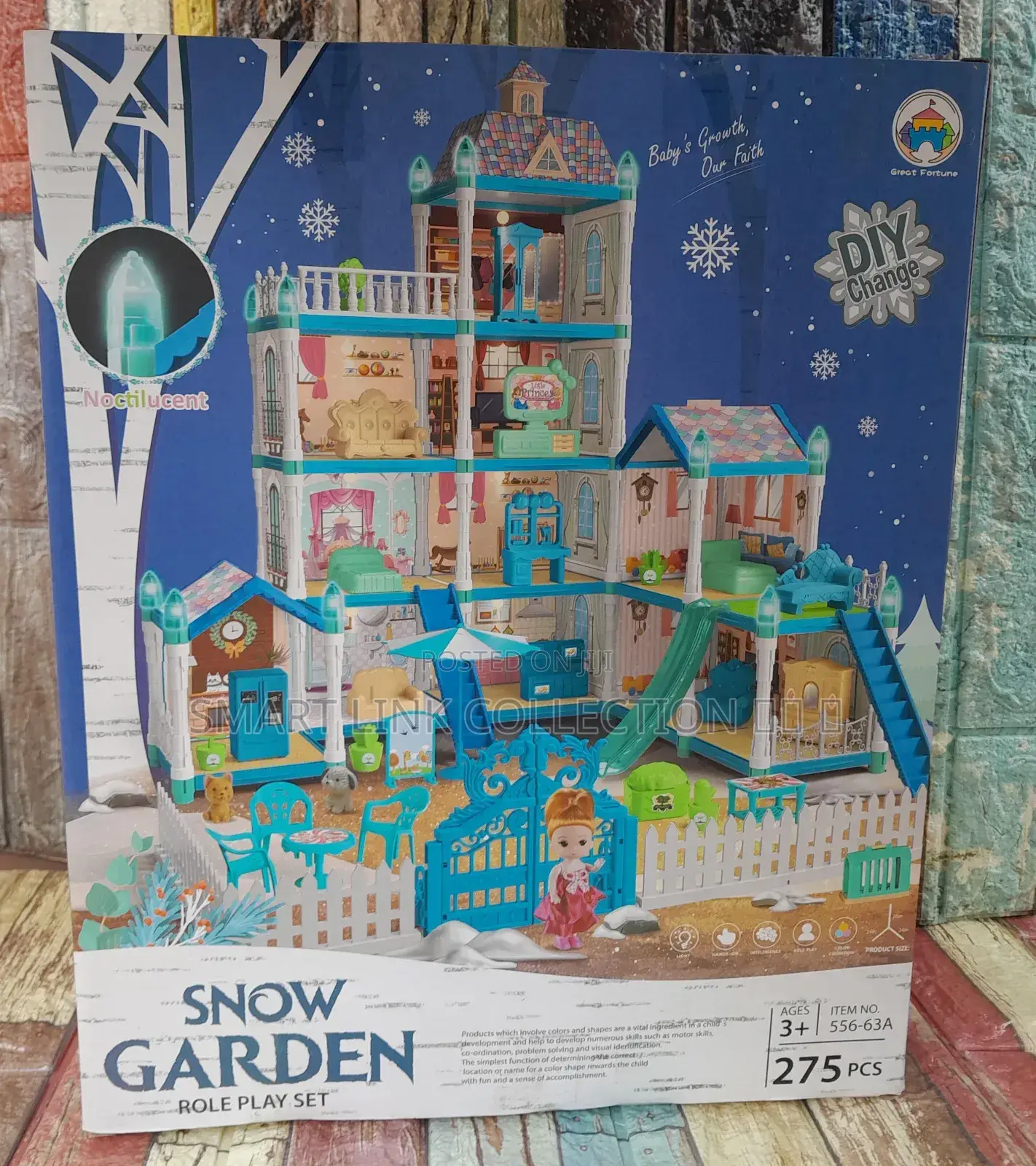  *Villa Doll House*