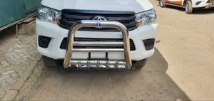 Hilux Revo Front Bull Bar