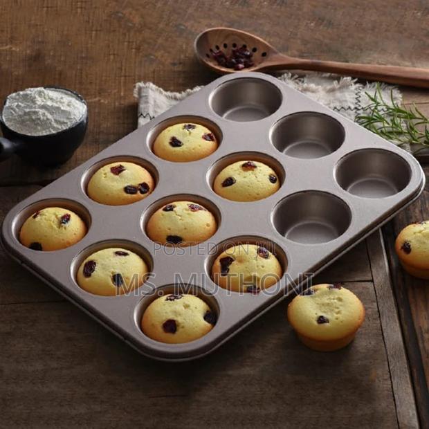Nonstick CUPCAKE Tray - thumbnail 6