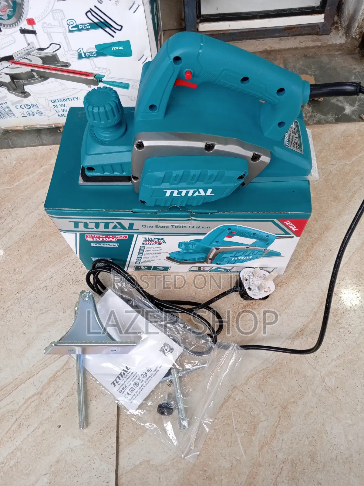 Total 550w Electric Planer