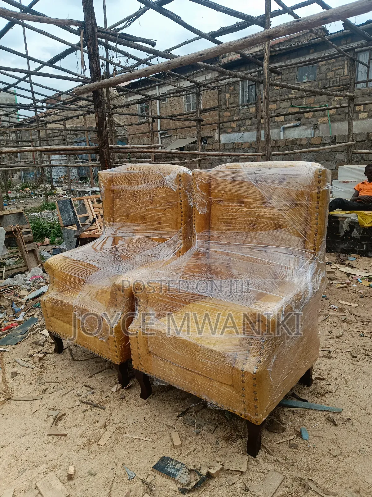 Pedicure Seats or King Chairs, 2 Pieces Gold.