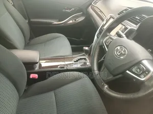 Toyota Premio 2018 White
