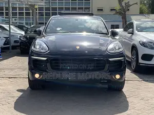 Porsche Cayenne Platinum Edition AWD 2018 Black