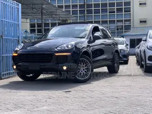 Porsche Cayenne Platinum Edition AWD 2018 Black