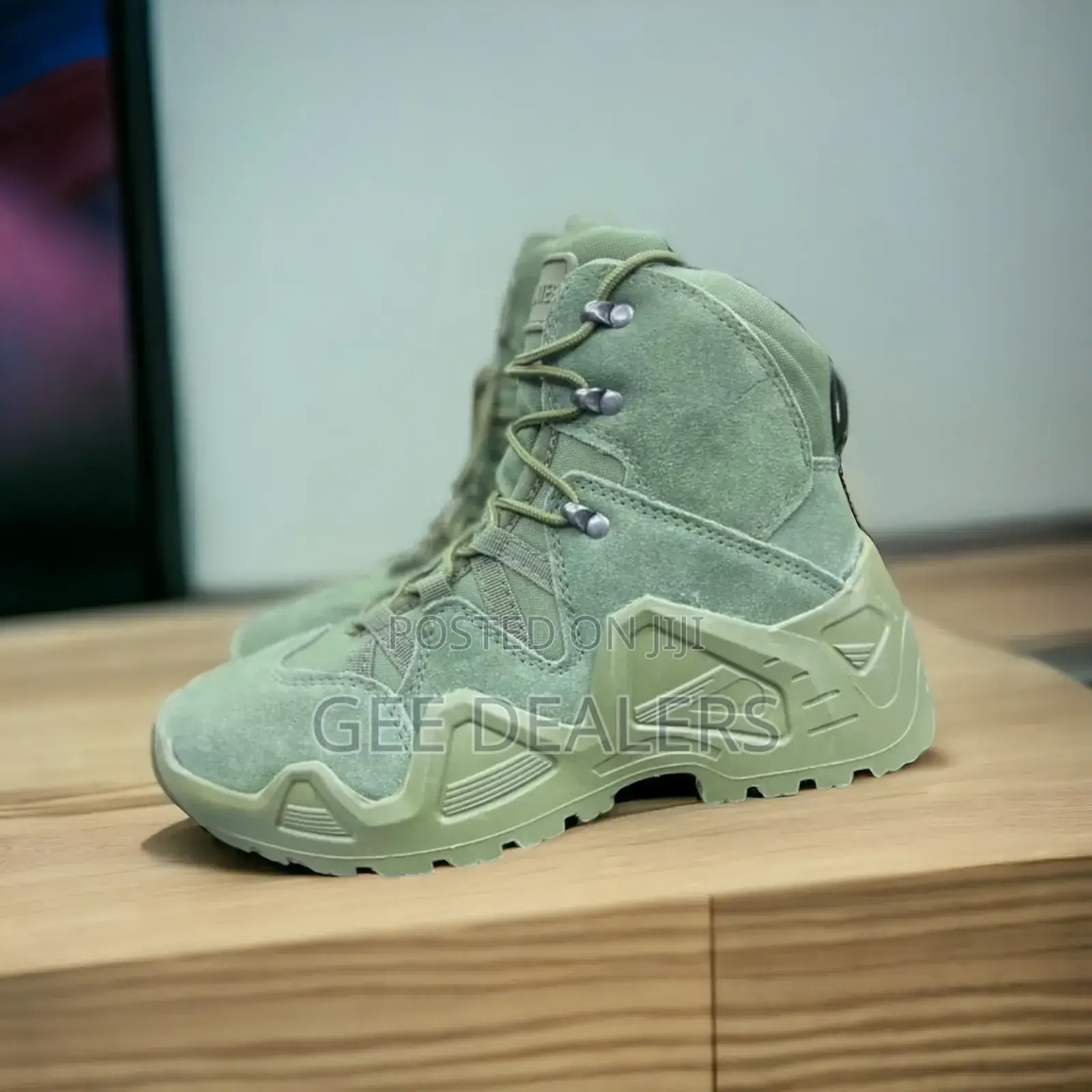 Magnum Tactical Military Boots >Jungle Green Hiking Boots