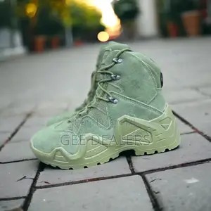 Magnum Tactical Military Boots >Jungle Green Hiking Boots
