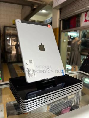 Apple iPad Air 2 64 GB White - main view