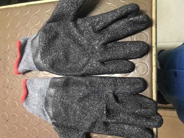 Diamond Grip Gloves - main view