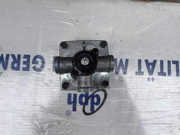 (Wg) Brake Relay Valve for Sitrak,Howo-Sino,Faw,Benz - thumbnail 2
