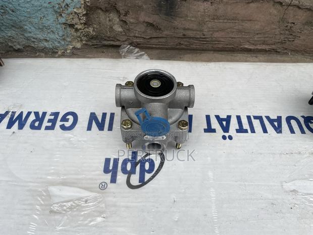 (Wg) Brake Relay Valve for Sitrak,Howo-Sino,Faw,Benz - thumbnail 9