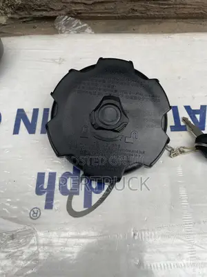 Fuel Tank Cap for SITRAK, Howo-Sino, Shackman, Faw, Steyr