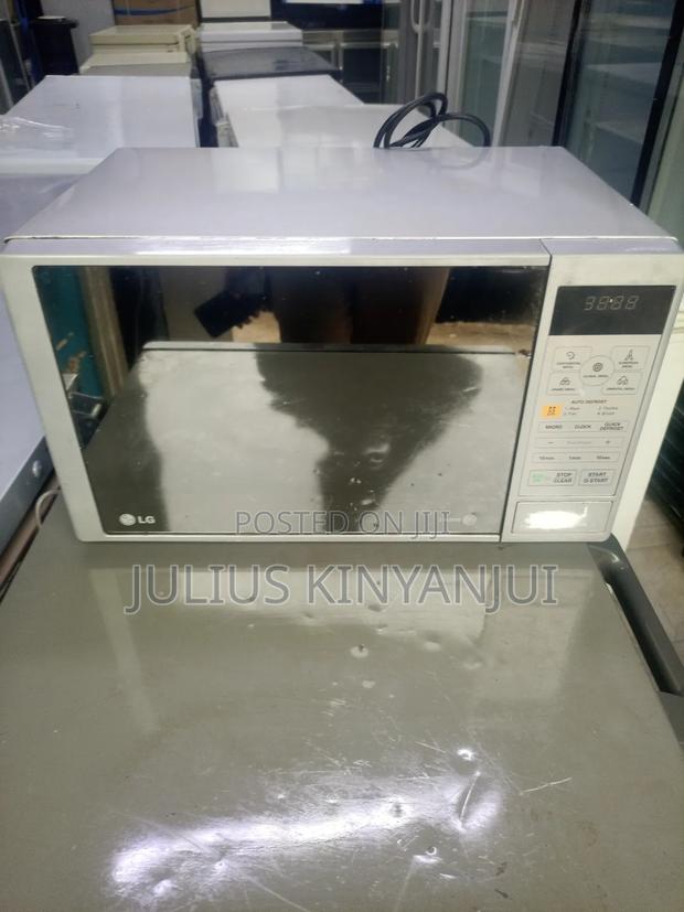 LG Microwave - thumbnail 2