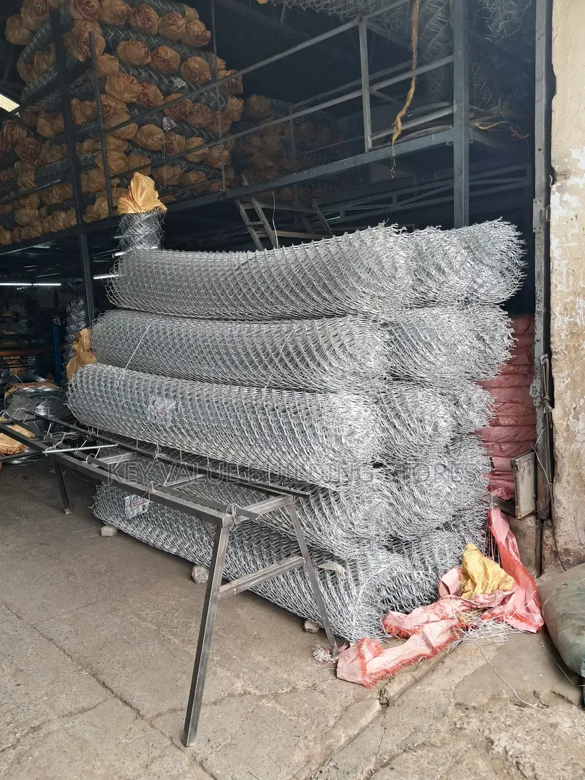 Top Quality Galvanized Chainlink Fencing 12.5g ×80×80 7ft