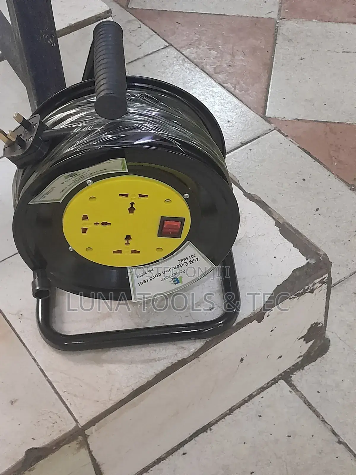 Electric Use 25m Extension Cable Reel.