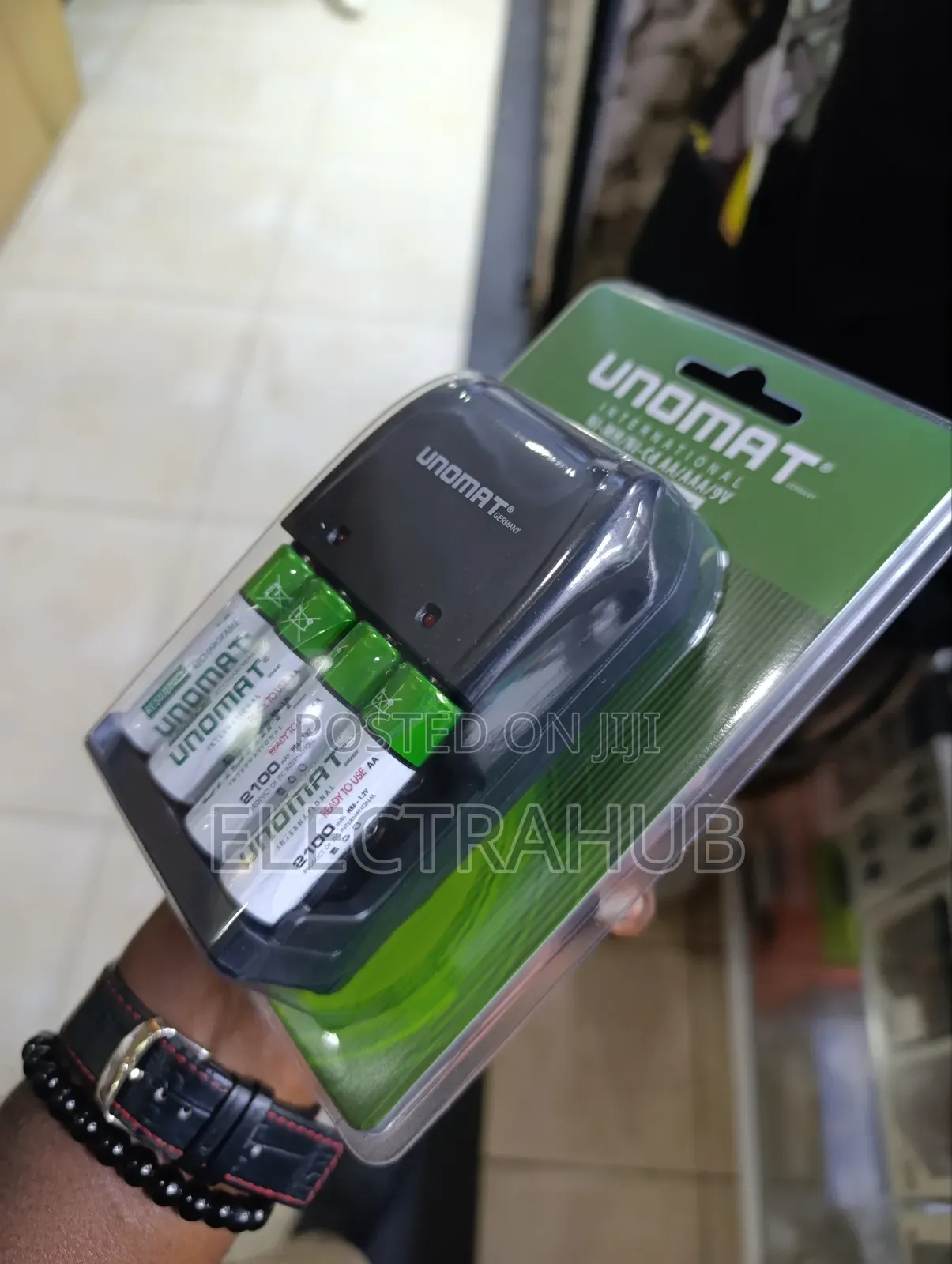Unomat 2100mah Reachable Battery New Sealed in a Shop