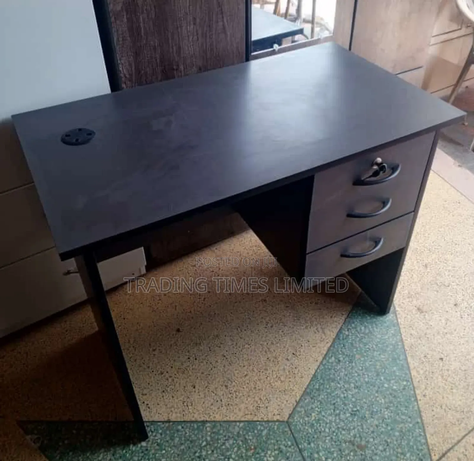 Office Desk 1.2 Metres