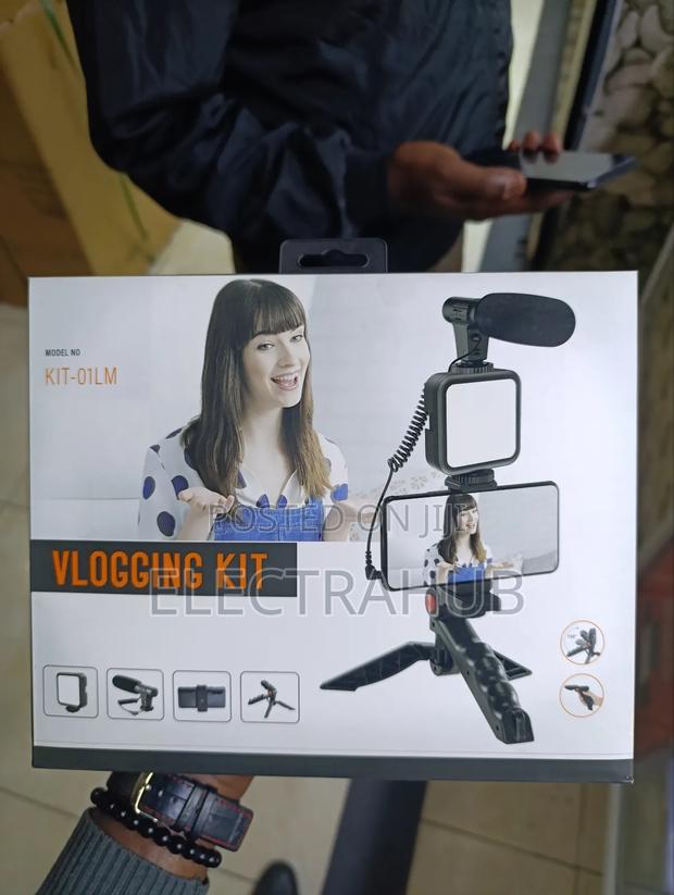 Vlogging Kit KIT-01L Brand New Sealed in a Shop