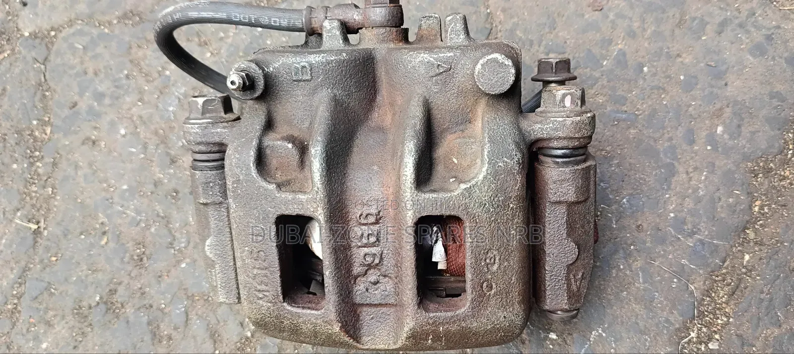 Front Caliper Mitsubishi Pajero Shogun Model 2005-2015.