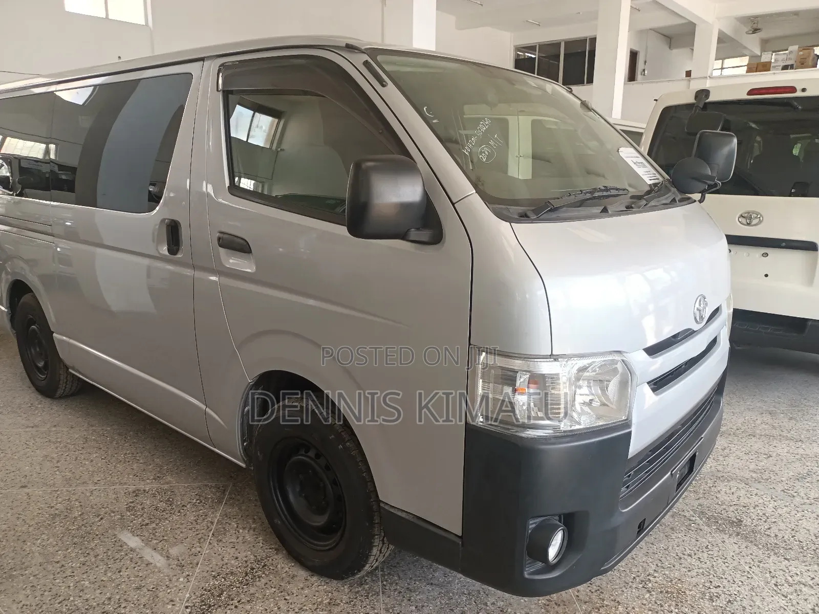 Toyota HiAce 2017 Silver
