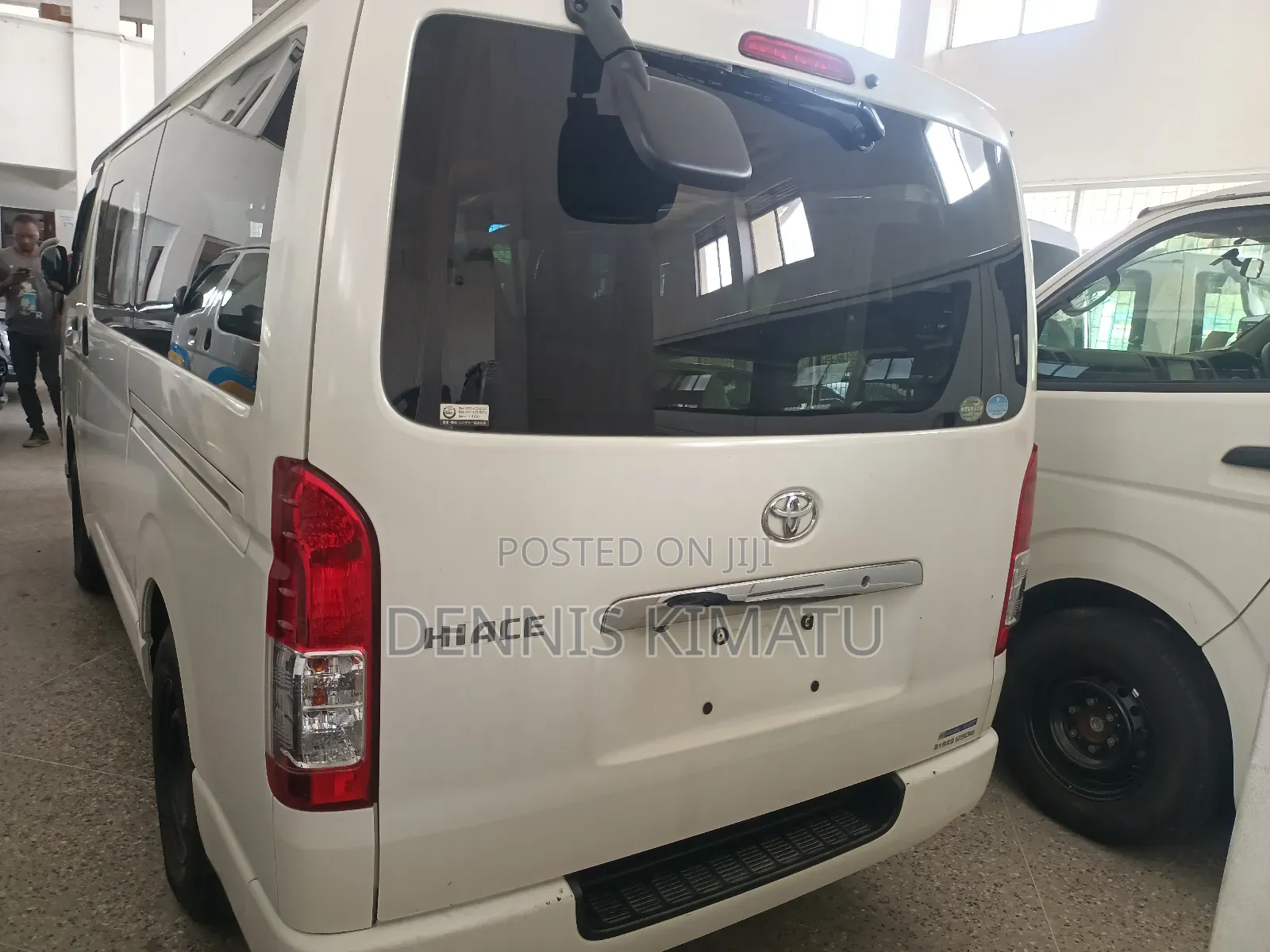 Toyota HiAce 2017 White
