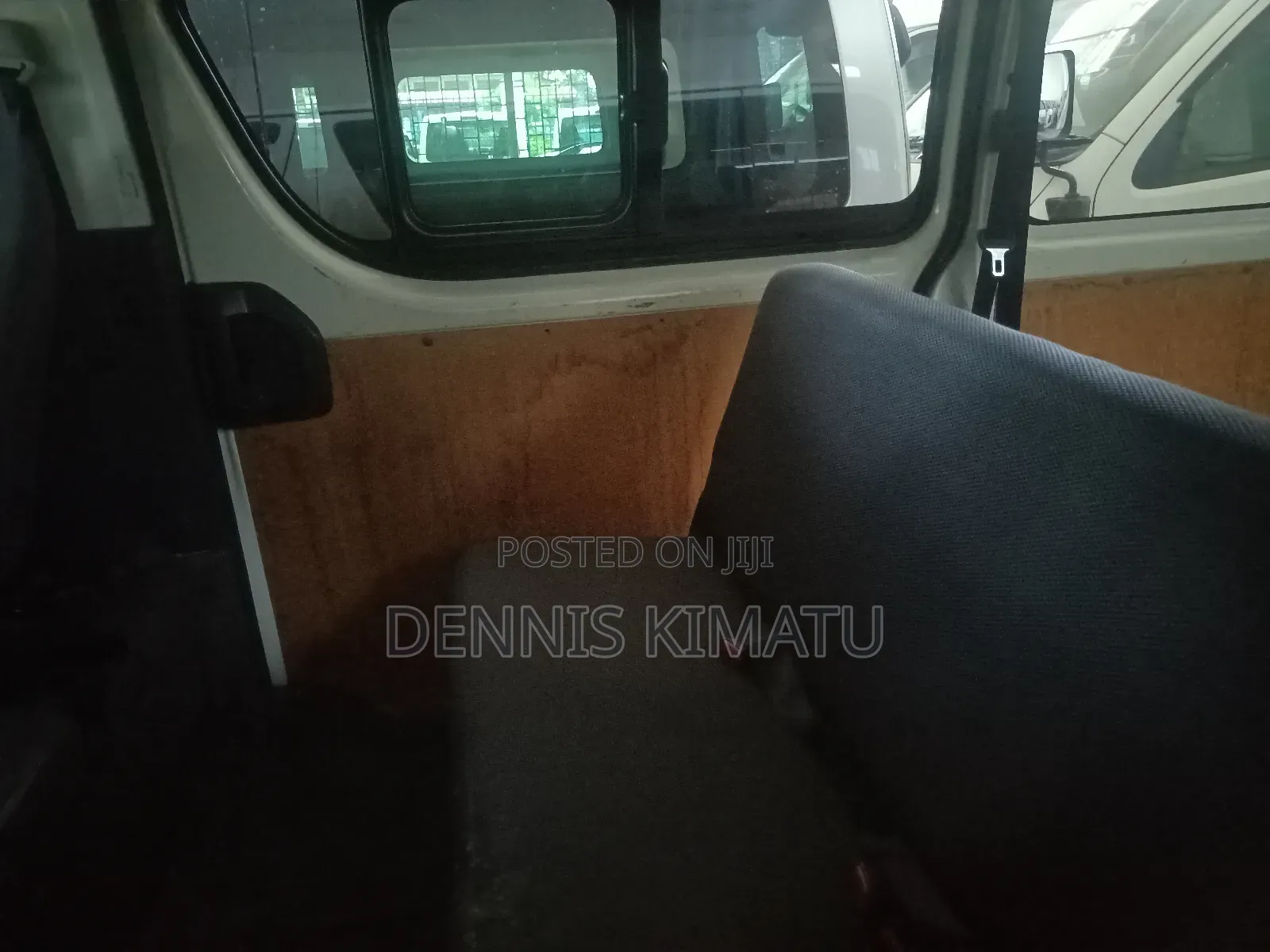 Toyota HiAce 2017 White