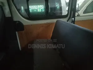 Toyota HiAce 2017 White