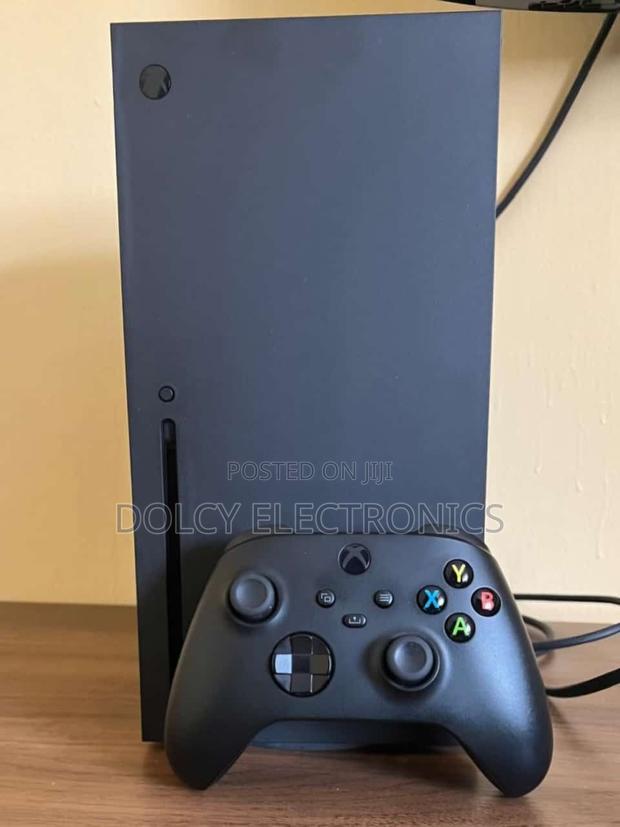 Xbox Series X Console 1tb Single Controller - main view