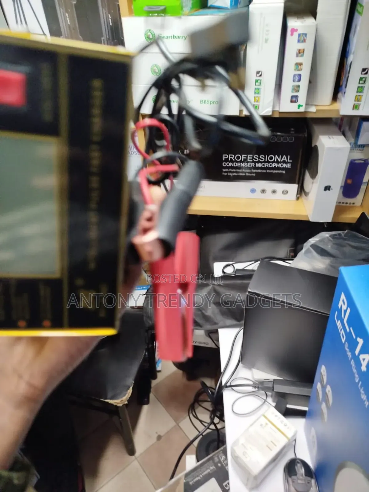 Durable Car Battery Charger With Lcd Display