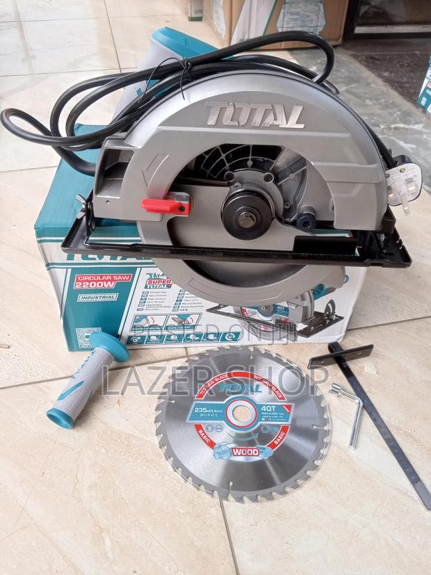 9" Total Circular Saw - thumbnail 3