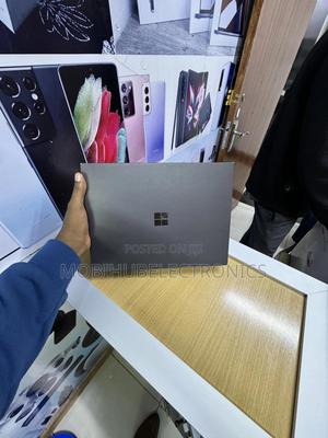 New Microsoft Surface Pro 512 GB Gray - main view