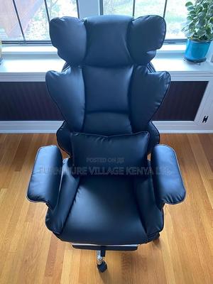 Director's Executive Office Leather Seat (Dolly Chair) - main view