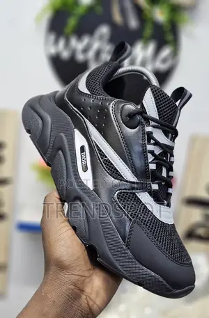 Dior Homie
40___45
 at 3800