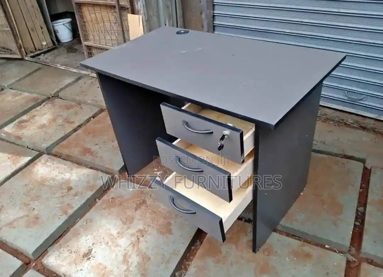 DESK/Study Desk