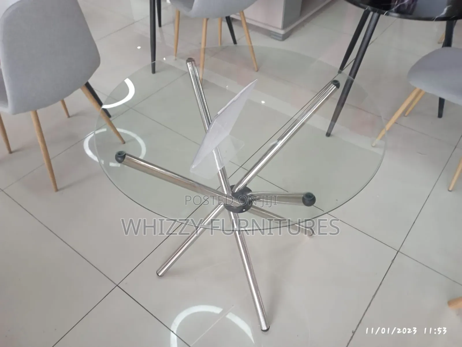 Outdoor Table/Round Table